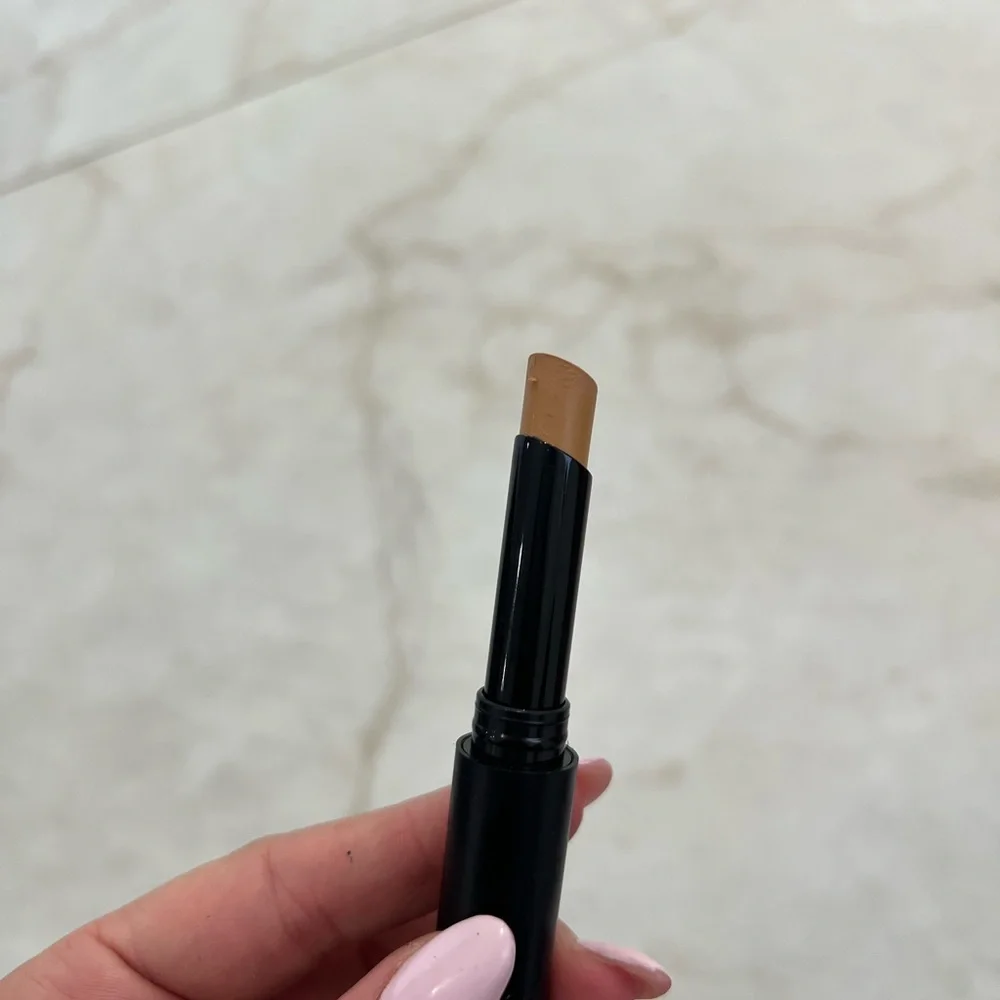 NEW BareMinerals BarePro Camellia